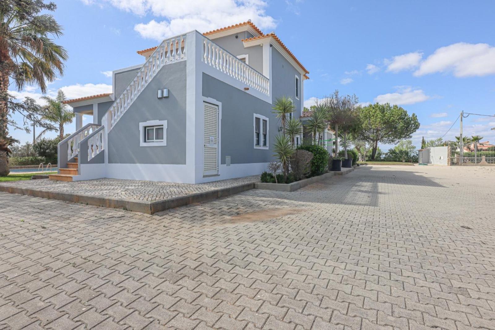 Villa Loane - Swimming Pool - By Bedzy Sao Lourenco  Exterior photo